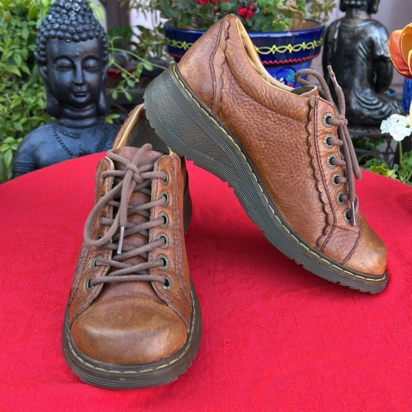 Dr. Martens Whiskey Brown Vintage Scalloped Edge Y2K Chunky Oxfords - Picture 9 of 17